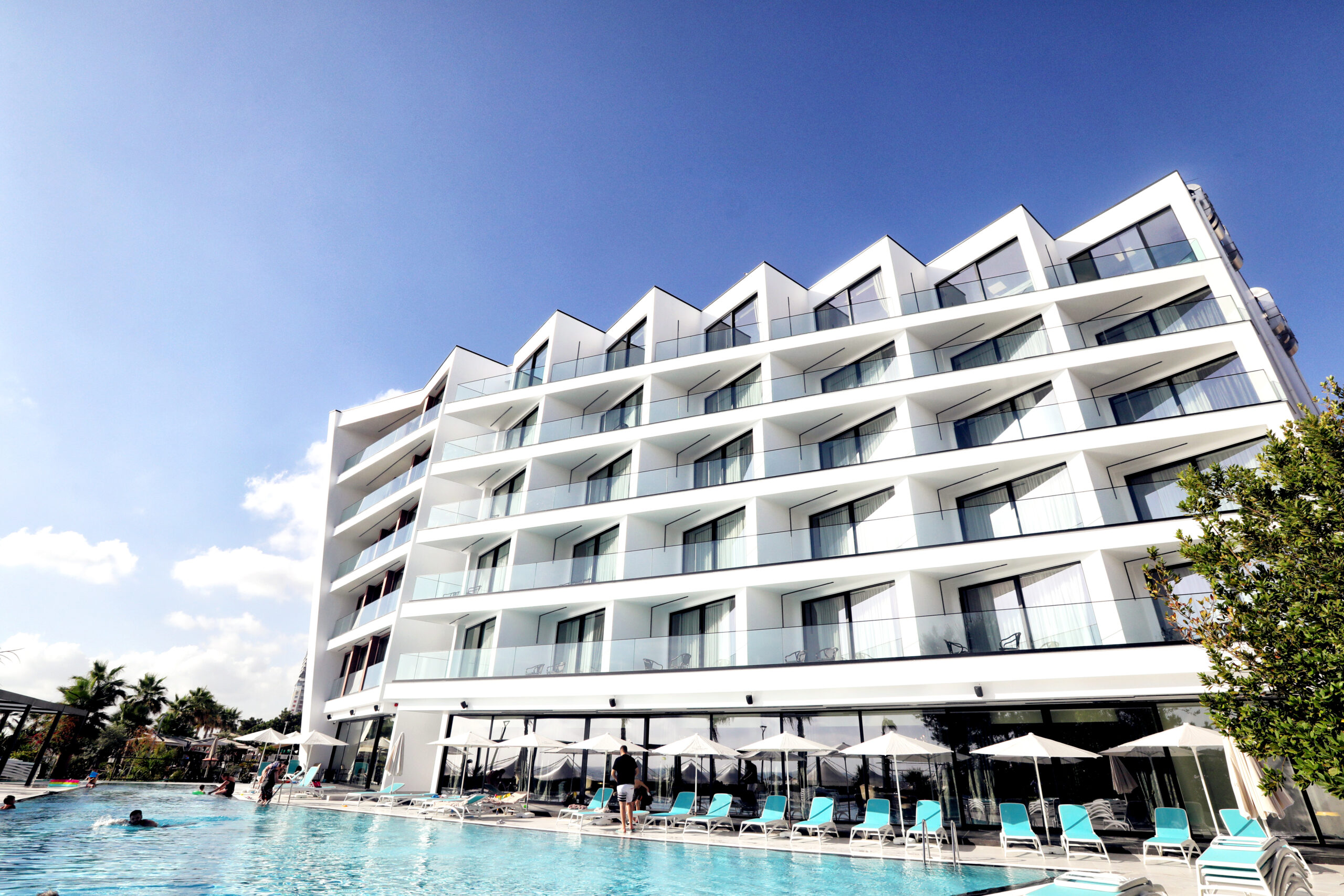 LUXURY PREMIUM FINESE